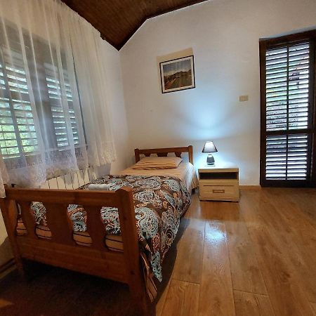 Holiday Home Milanovic Cetinje Exteriér fotografie