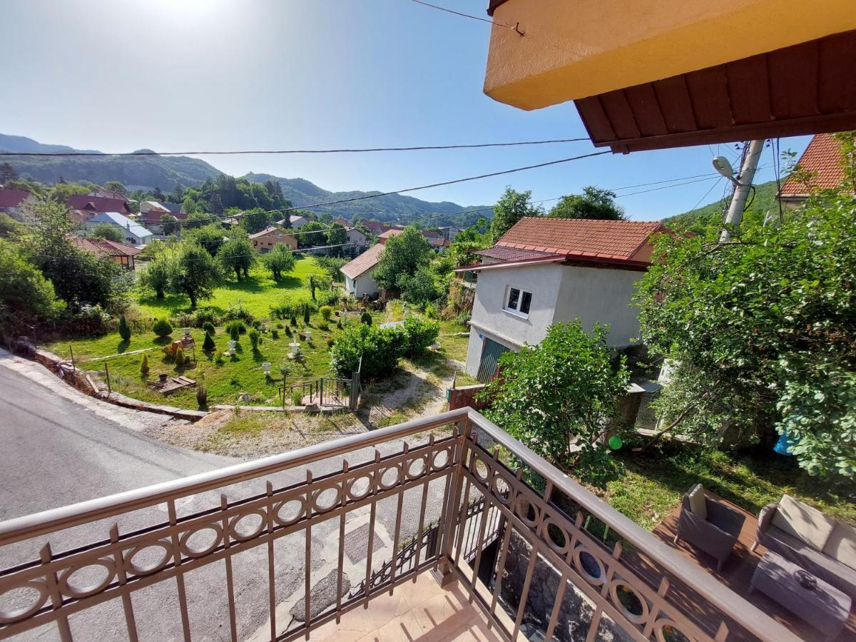 Holiday Home Milanovic Cetinje Exteriér fotografie